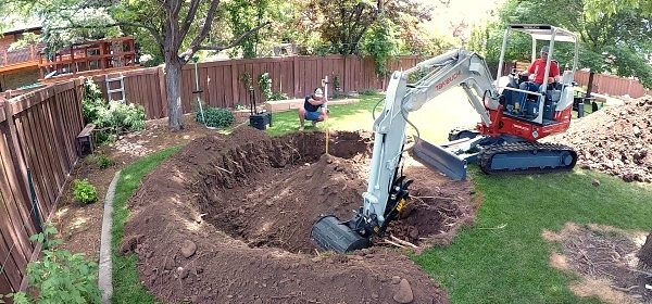 Remodelaholic | 14 Tips for In-Ground Trampoline Installation