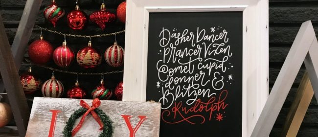 Remodelaholic | Easy DIY Chalkboard Signs for Christmas