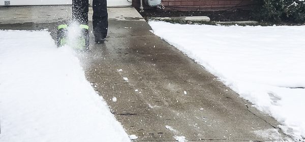 Remodelaholic | Electric Snow Shovel and Giveaway