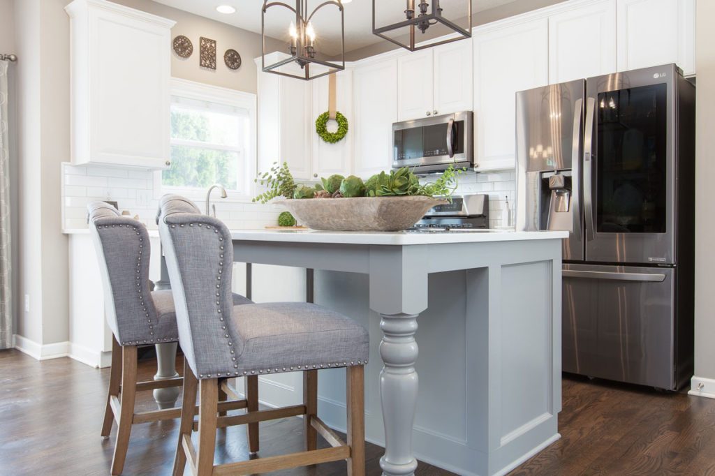 Remodelaholic | Grey and White Kitchen Cabinet Ideas - Diane Kelly